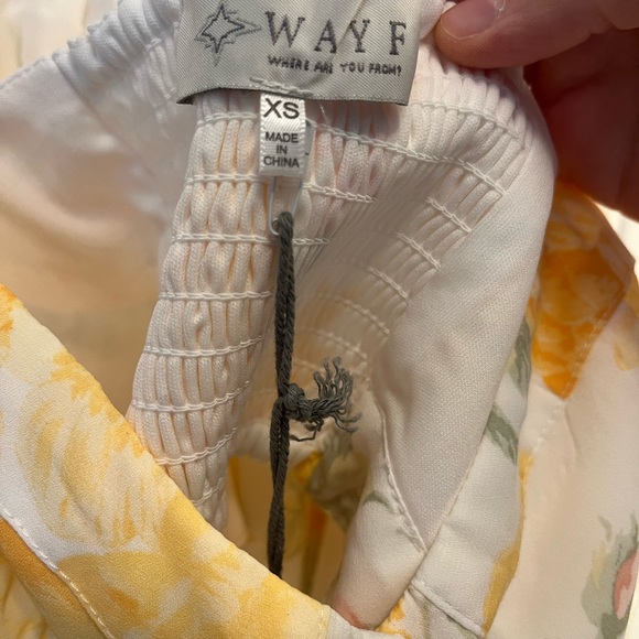 Wayf crop top and skirt set. New with tag size xs. - Picture 3 of 3